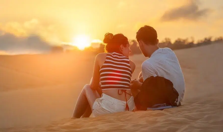 Free Internet Dating Sites in the World Without Settlement